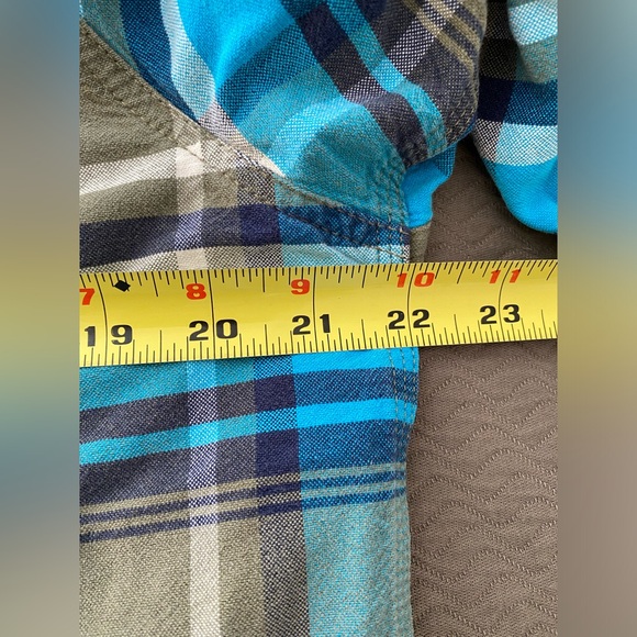 The North Face mens long sleeve plaid flannel heavy weight button up warm shirt - Picture 11 of 13